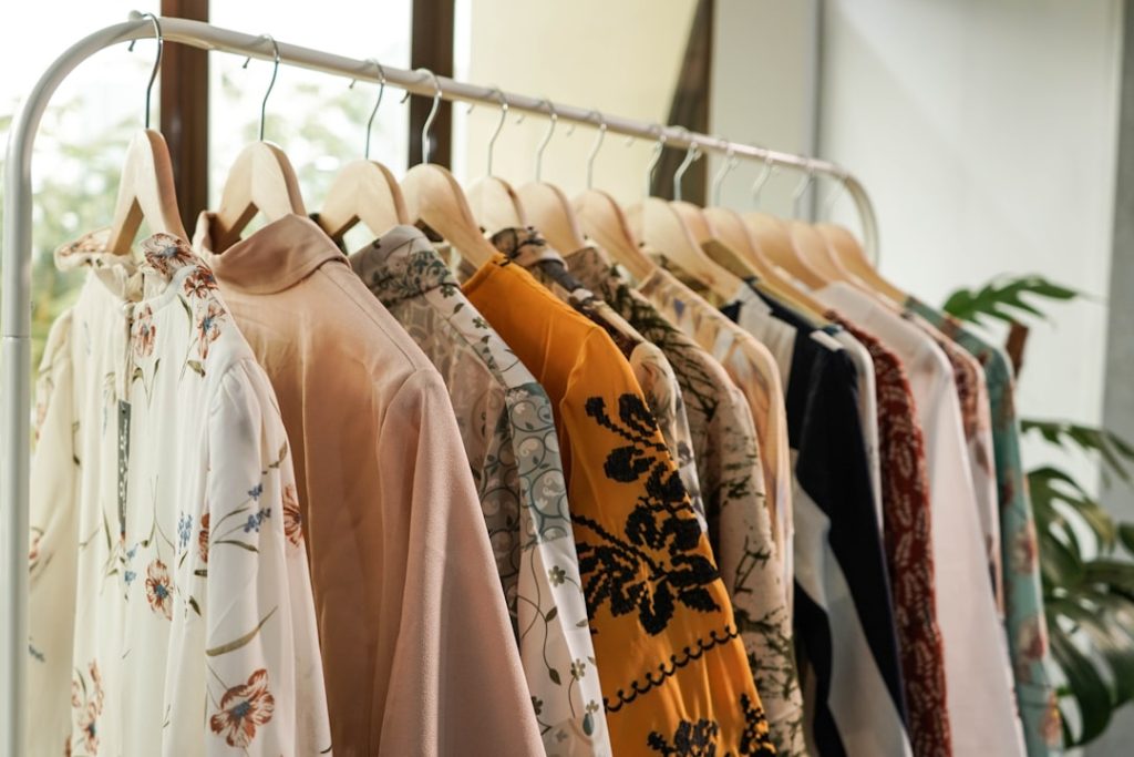 Title: From Closet Chaos to Couture Confidence: Your Ultimate 2024 Fashion Guide